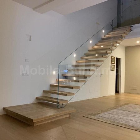 Консольная лестница на заказ, элегантное сочетание дерева и металла для современных домов